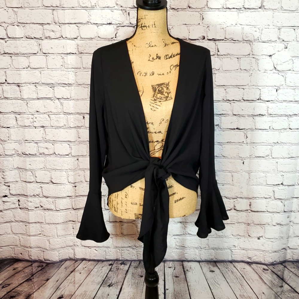 Nasty Gal 'Break It Open' Tie Front Top US Size 6 NWT
